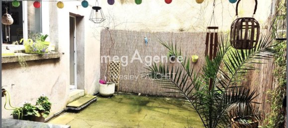 3 Schlafzimmer Haus in Buzancais, France, Nr. 64617 6