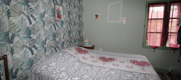 2 bedrooms House in Thesee, France No. 85142 7