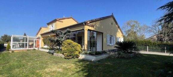 4 bedrooms House in Valence, France No. 336121 2