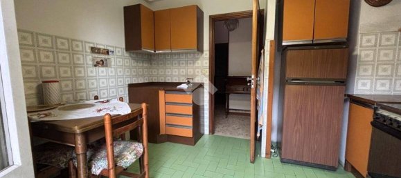 2 Schlafzimmer Wohnung in Reggio Emilia, Italy, Nr. 77344 8