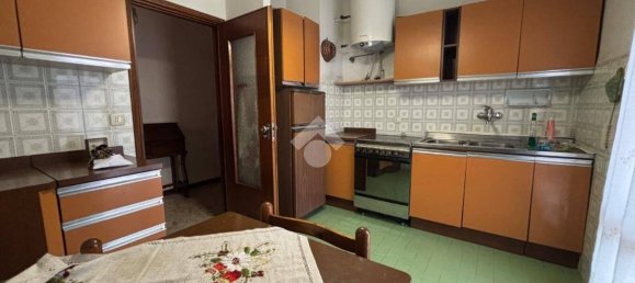 2 Schlafzimmer Wohnung in Reggio Emilia, Italy, Nr. 77344 7