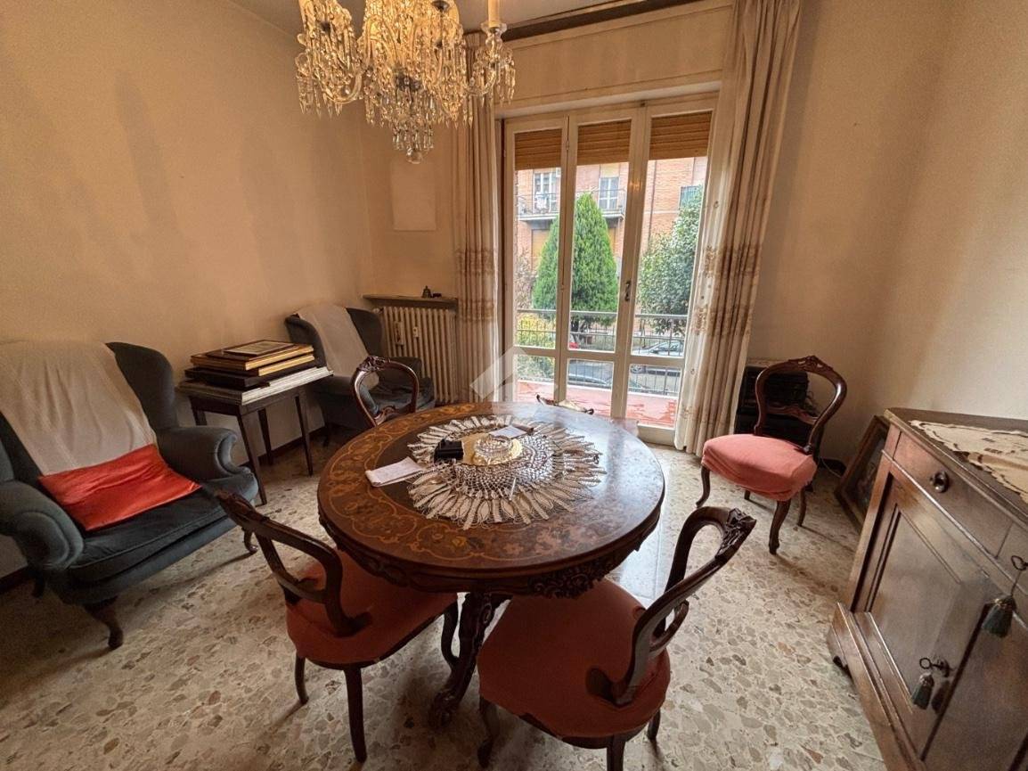 2 Schlafzimmer Wohnung in Reggio Emilia, Italy, Nr. 77344