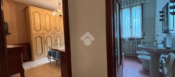 2 Schlafzimmer Wohnung in Reggio Emilia, Italy, Nr. 77344 14