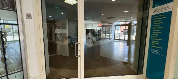 200m² Commercial property in Lugo, Italy No. 20460 9
