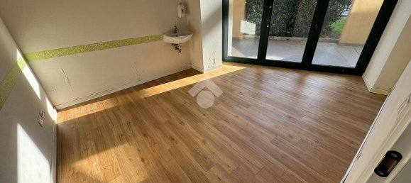 200m² Commercial property in Lugo, Italy No. 20460 25