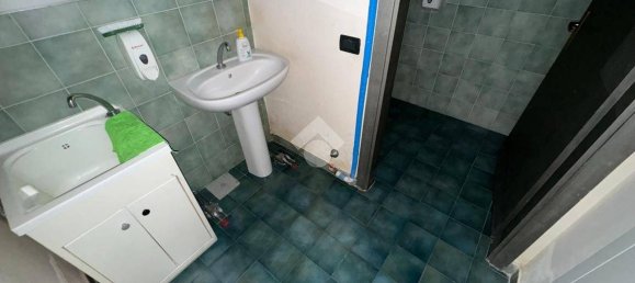 200m² Commercial property in Lugo, Italy No. 20460 31