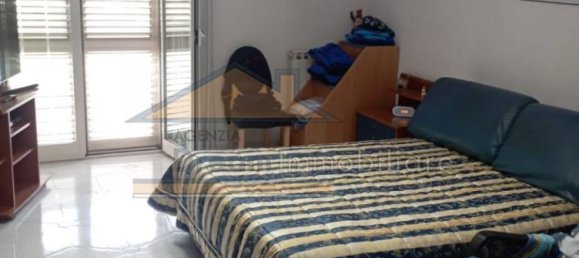 Квартира с 3 спальнями в Мелито ди Наполи, Италия № 101786 13