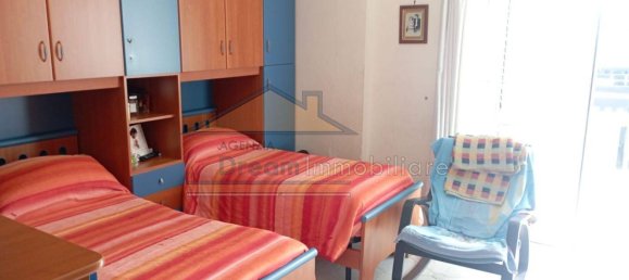 Квартира с 3 спальнями в Мелито ди Наполи, Италия № 101786 17