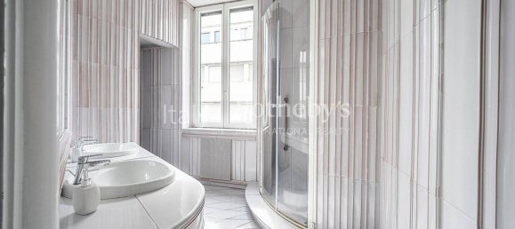 Квартира с 3 спальнями в Рим, Италия № 201370 29