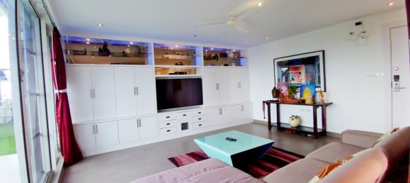 2 bedrooms Condo in Pattaya, Thailand No. 12692 6