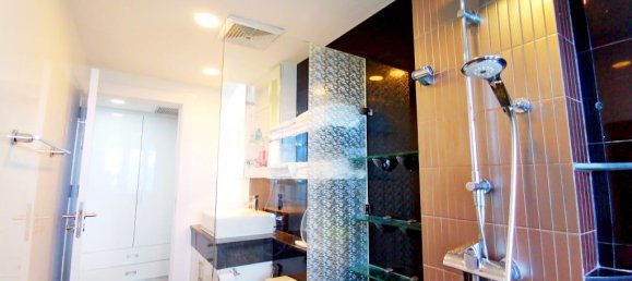 2 bedrooms Condo in Pattaya, Thailand No. 12692 30