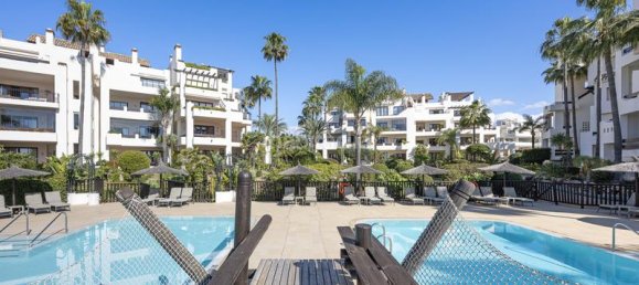 Penthouse T3 em Estepona, Spain N.º 137497 6