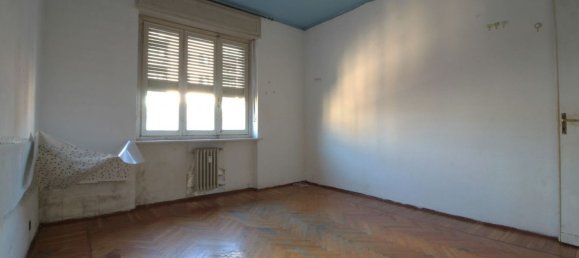 4 bedrooms Apartment in Turin, Italy No. 313296 14