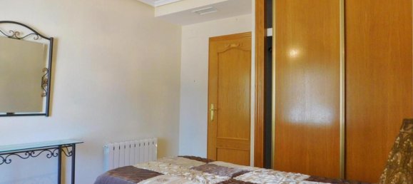 4 bedrooms Villa in Catral, Spain No. 13053 3