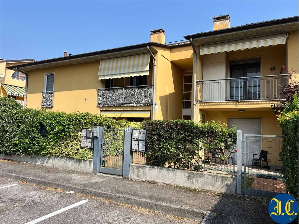 Apartamento T1 em Villafranca di Verona, Italy N.º 324264