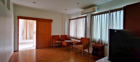 4 bedrooms Cafe / restaurant in Pattaya, Thailand No. 5468 2