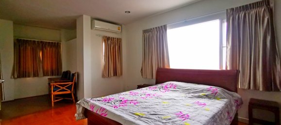 4 bedrooms Cafe / restaurant in Pattaya, Thailand No. 5468 15