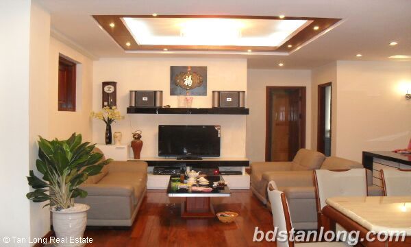 4 Schlafzimmer Wohnung in Cau Giay, Vietnam, Nr. 6991