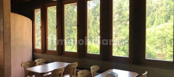 Gewerbliche Immobilie in Udine, Italy 431m², Nr. 296478 4