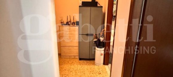 3 rooms Apartment in Colleferro, Italy No. 174256 5