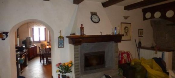 6 rooms House in Grizzana Morandi, Italy No. 82253 6