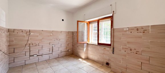 Villa de 4 divisões em Nettuno, Italy N.º 276505 11