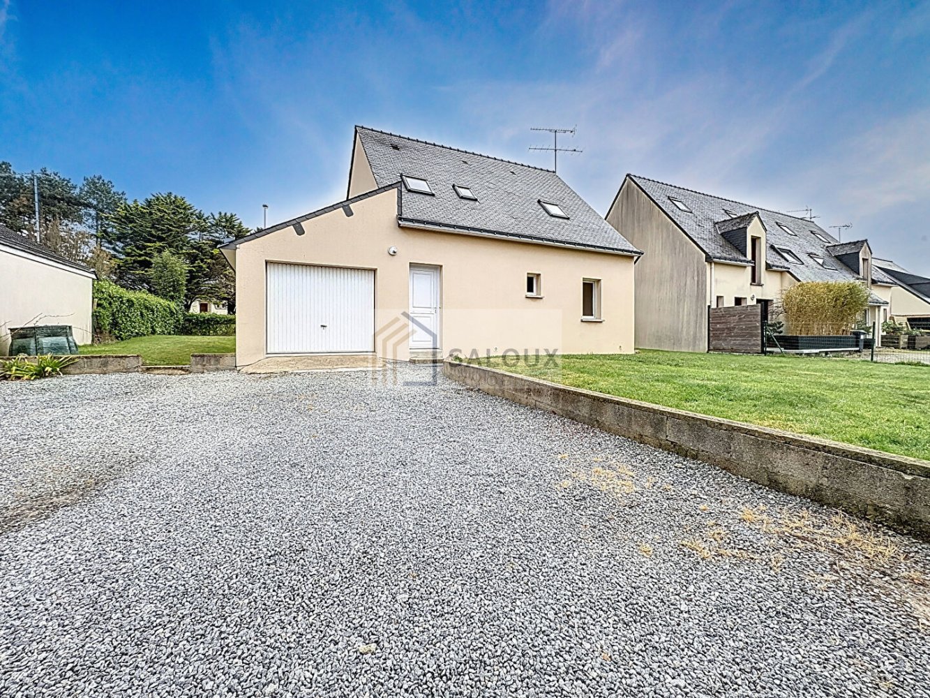 Casa de 4 dormitorios en Muzillac, France No. 41338