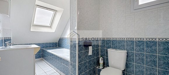 Casa de 4 dormitorios en Muzillac, France No. 41338 12