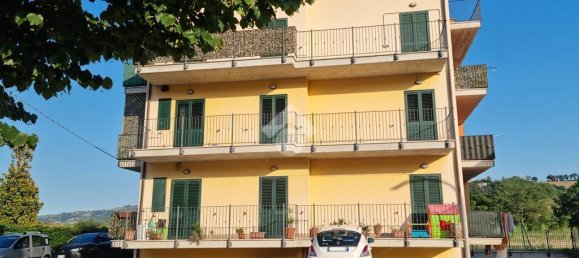 3 Schlafzimmer Wohnung in Basciano, Italy, Nr. 131509 26