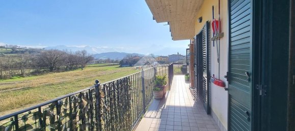 3 Schlafzimmer Wohnung in Basciano, Italy, Nr. 131509 17