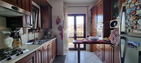 3 Schlafzimmer Wohnung in Basciano, Italy, Nr. 131509 8