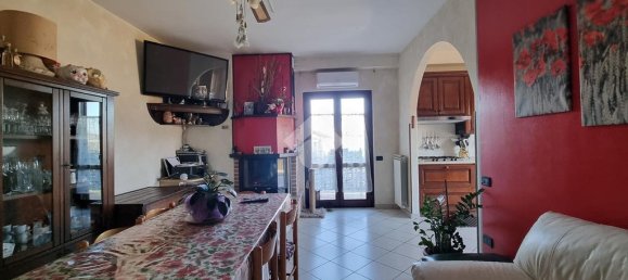 3 Schlafzimmer Wohnung in Basciano, Italy, Nr. 131509 2