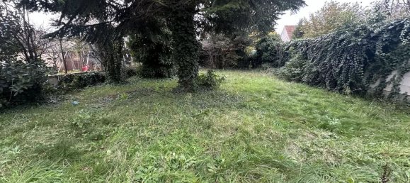 5 bedrooms House in Tremblay-en-France, France No. 164670 2