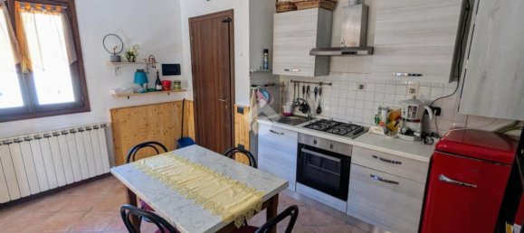 2 rooms Apartment in Costa Volpino, Italy No. 2940 7