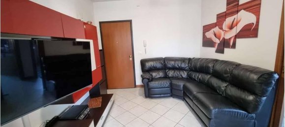 3 rooms Apartment in Goito, Italy No. 23218 4