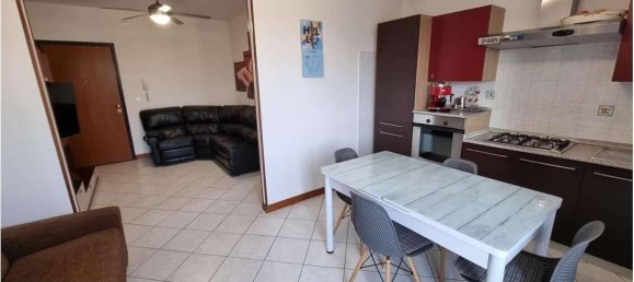3 rooms Apartment in Goito, Italy No. 23218 10