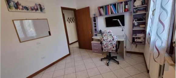 3 rooms Apartment in Goito, Italy No. 23218 32