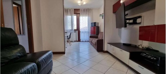 3 rooms Apartment in Goito, Italy No. 23218 7