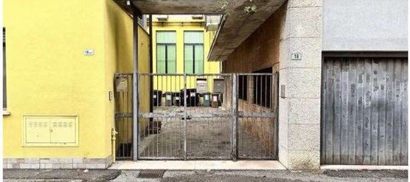 6 bedrooms Apartment in Castagnaro, Italy No. 320580 16