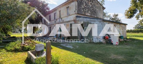 7 rooms House in Forlì, Italy No. 293170 4