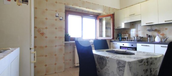 3 Schlafzimmer Wohnung in Brandizzo, Italy, Nr. 299983 13