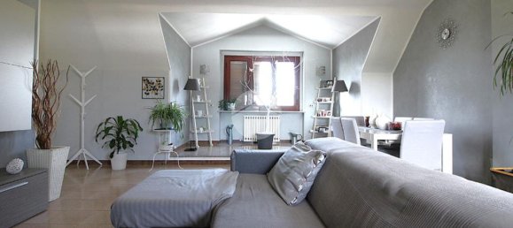 3 Schlafzimmer Wohnung in Brandizzo, Italy, Nr. 299983 8