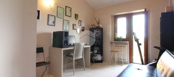 3 Schlafzimmer Wohnung in Brandizzo, Italy, Nr. 299983 25