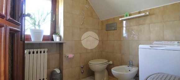 3 Schlafzimmer Wohnung in Brandizzo, Italy, Nr. 299983 14
