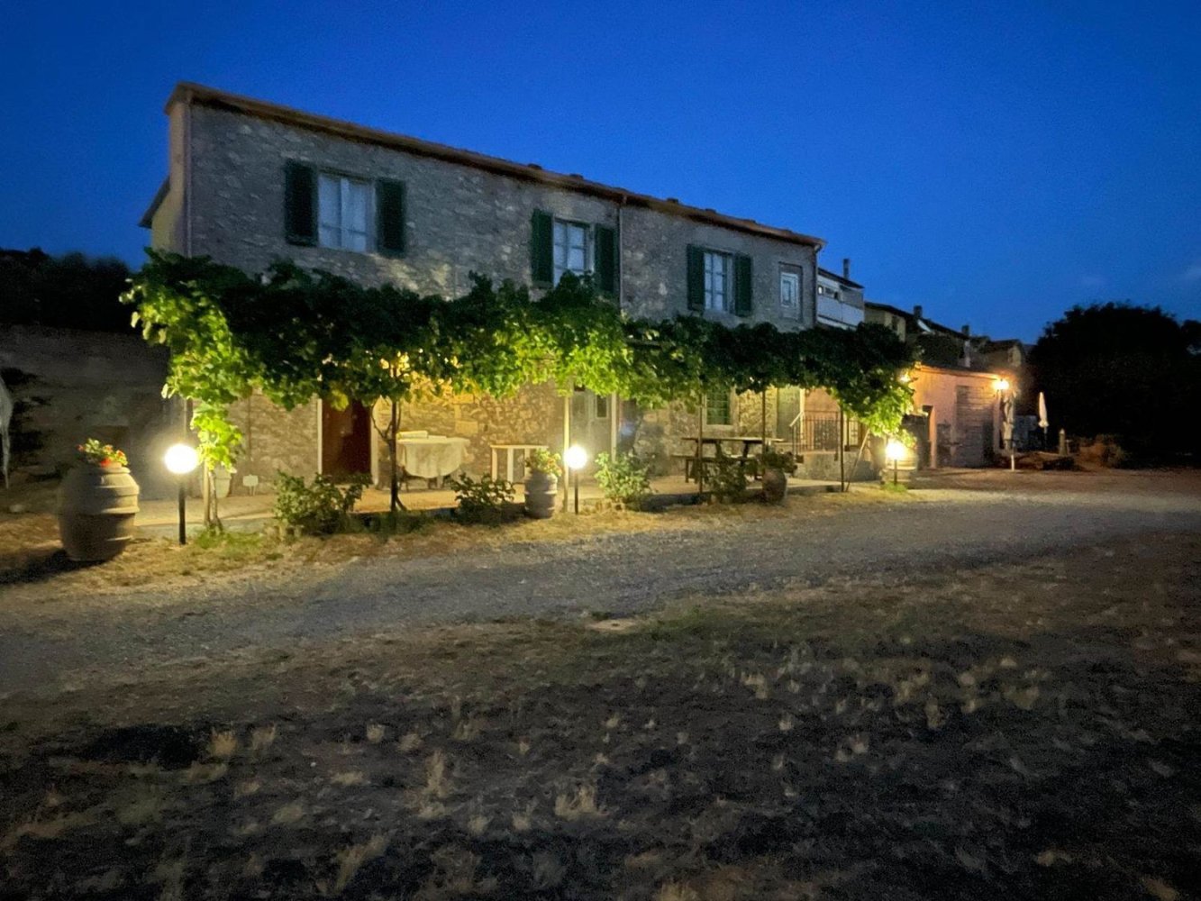 Дом с 13 спальнями в Гаворрано, Италия № 402845