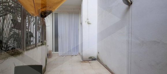 Квартира с 4 комнатами в Бари, Италия № 21502 21