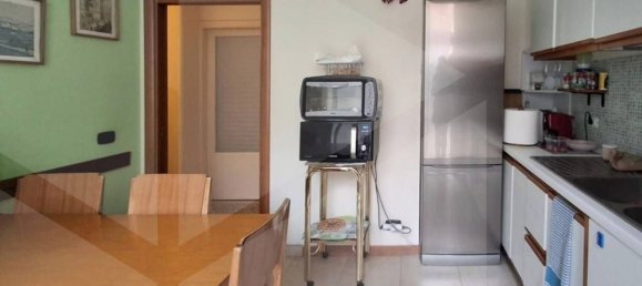 Квартира с 4 комнатами в Бари, Италия № 21502 16