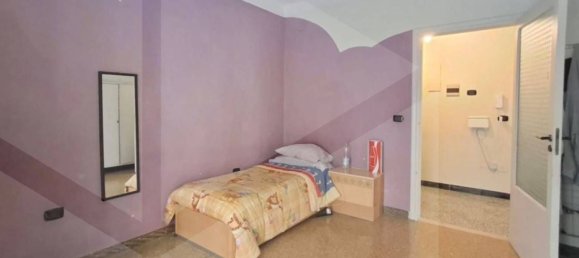 Квартира с 4 комнатами в Бари, Италия № 21502 7