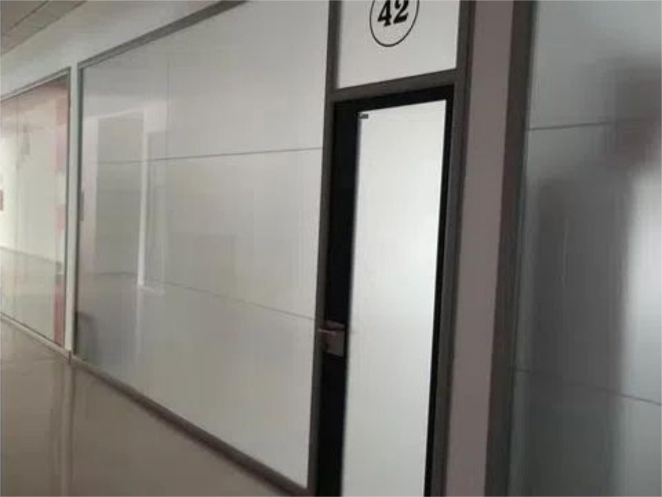 59m² Office in Andalusia, Spain No. 191779