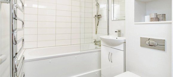 1 bedroom Apartment in Selsdon, United Kingdom No. 8128 10